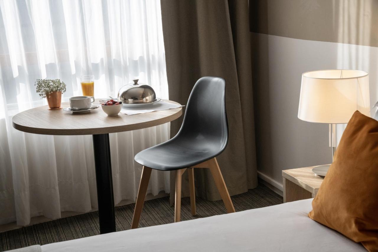 Hotel Amarante Канны Экстерьер фото