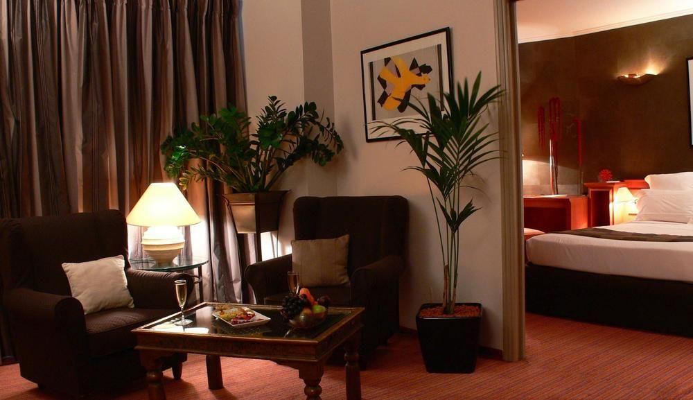 Hotel Amarante Канны Экстерьер фото