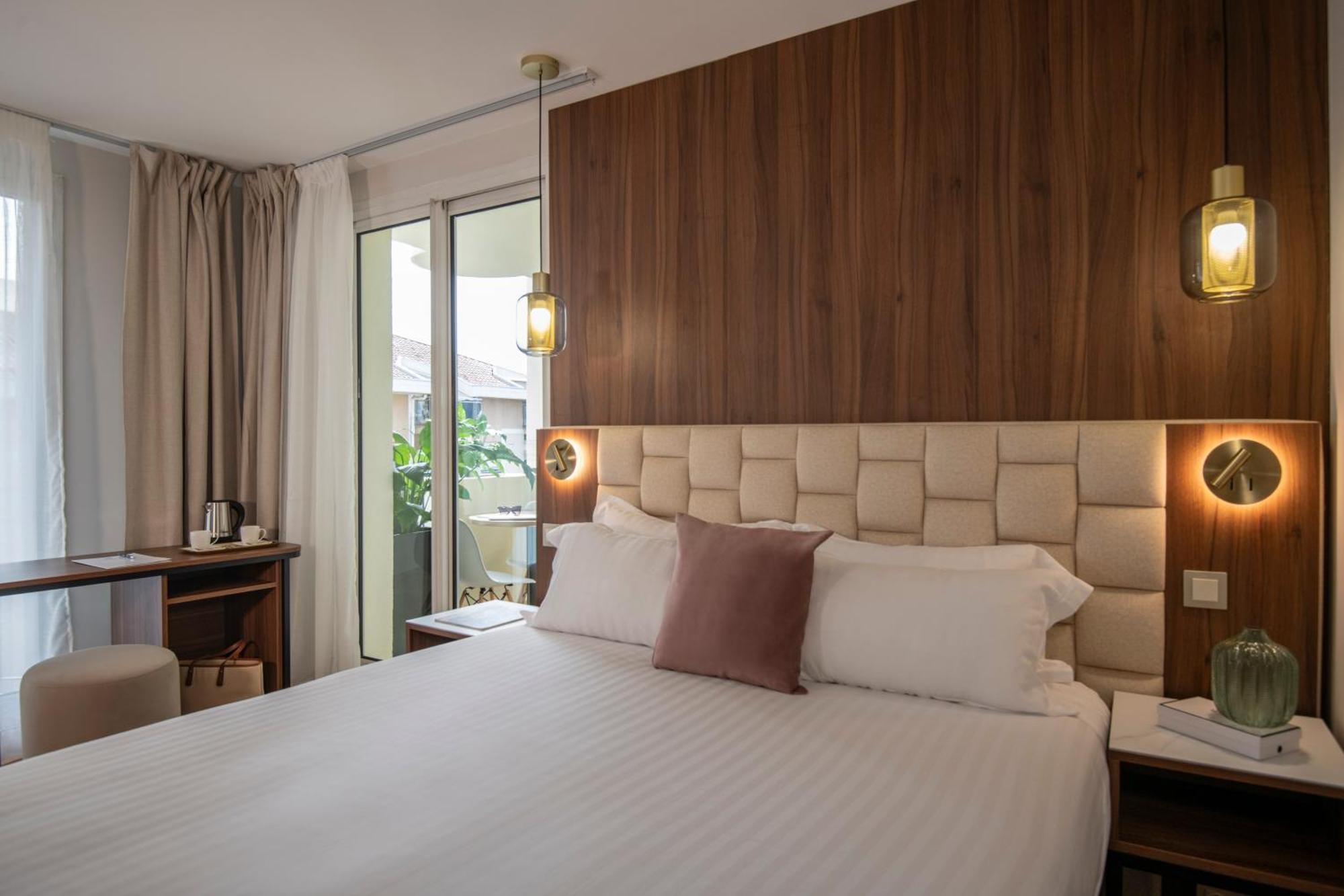 Hotel Amarante Канны Экстерьер фото