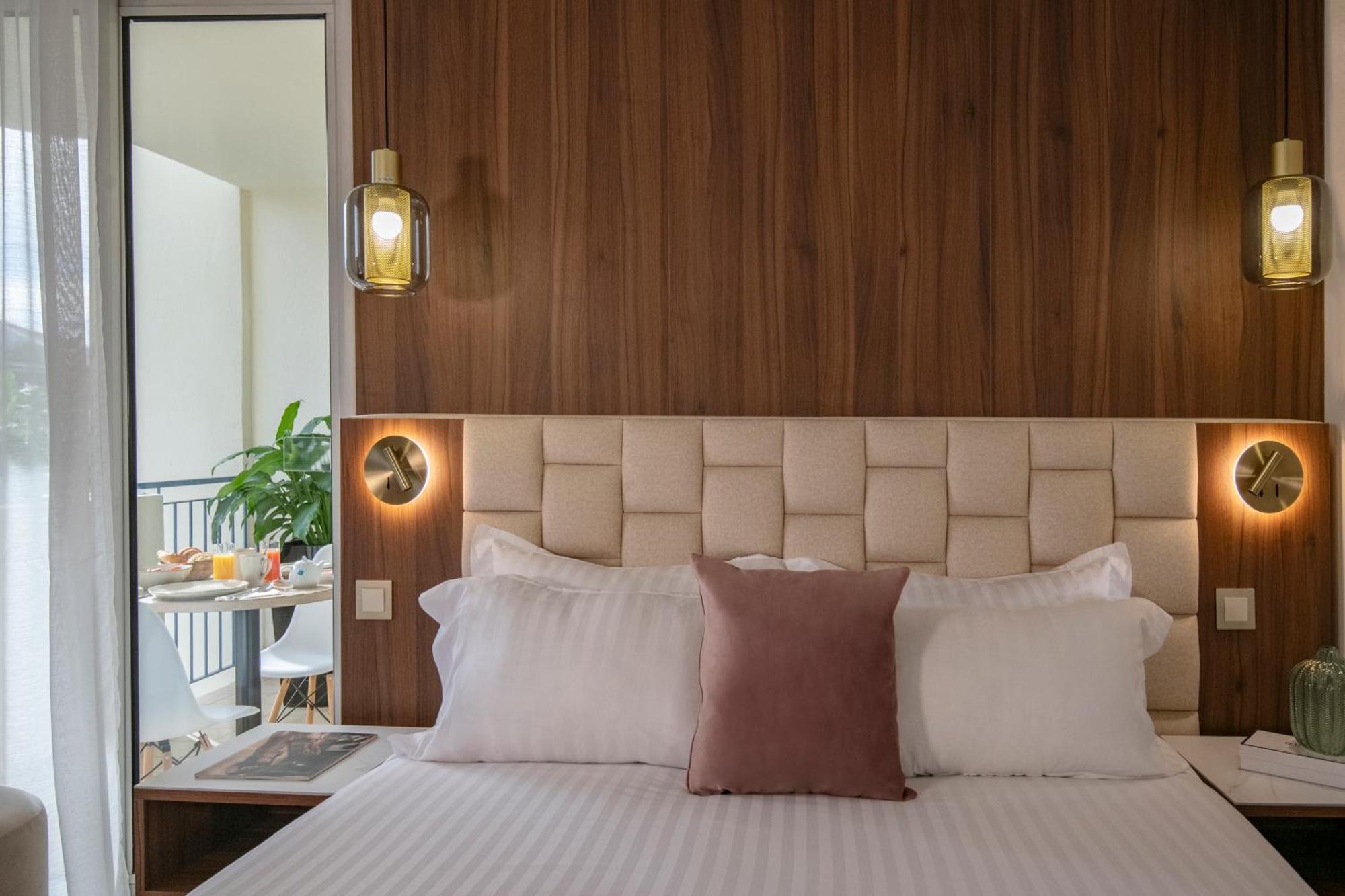 Hotel Amarante Канны Экстерьер фото