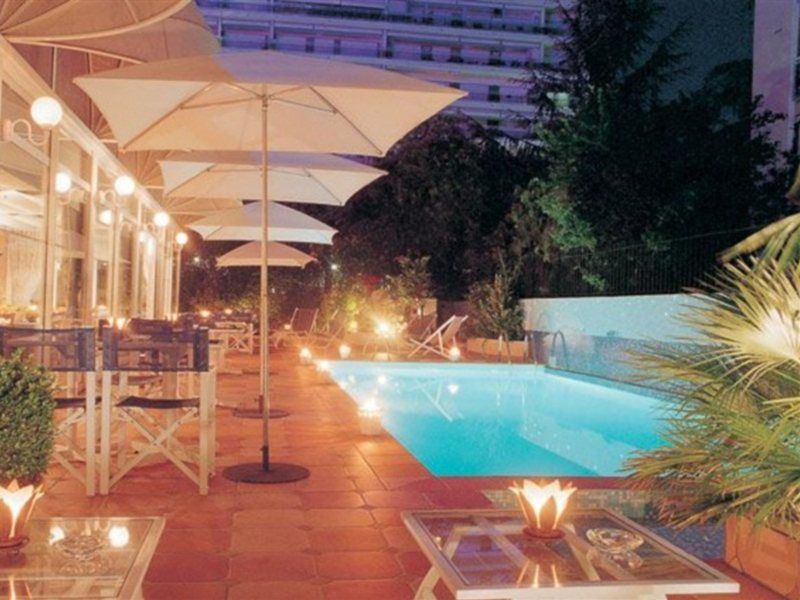 Hotel Amarante Канны Экстерьер фото